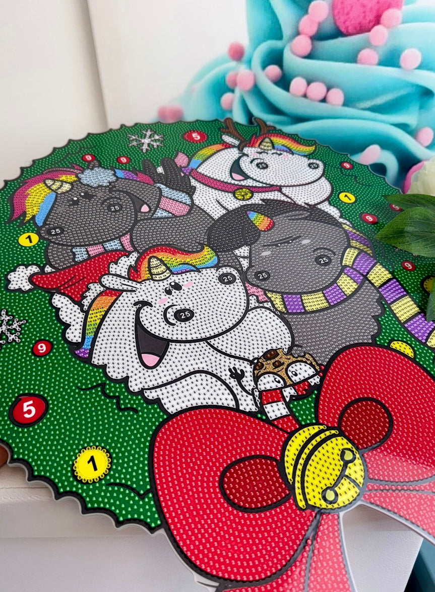Diamond Painting Pummeleinhorn XMAS 2025 XXL Kranz / AnhÀnger "Pummel & Family" 45x50cm (AH237)
